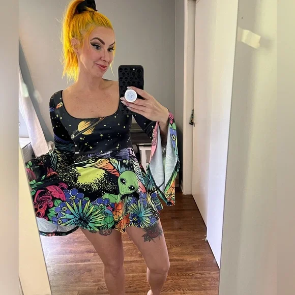 Ethereal world bell sleeve dress size small. - Picture 7 of 12